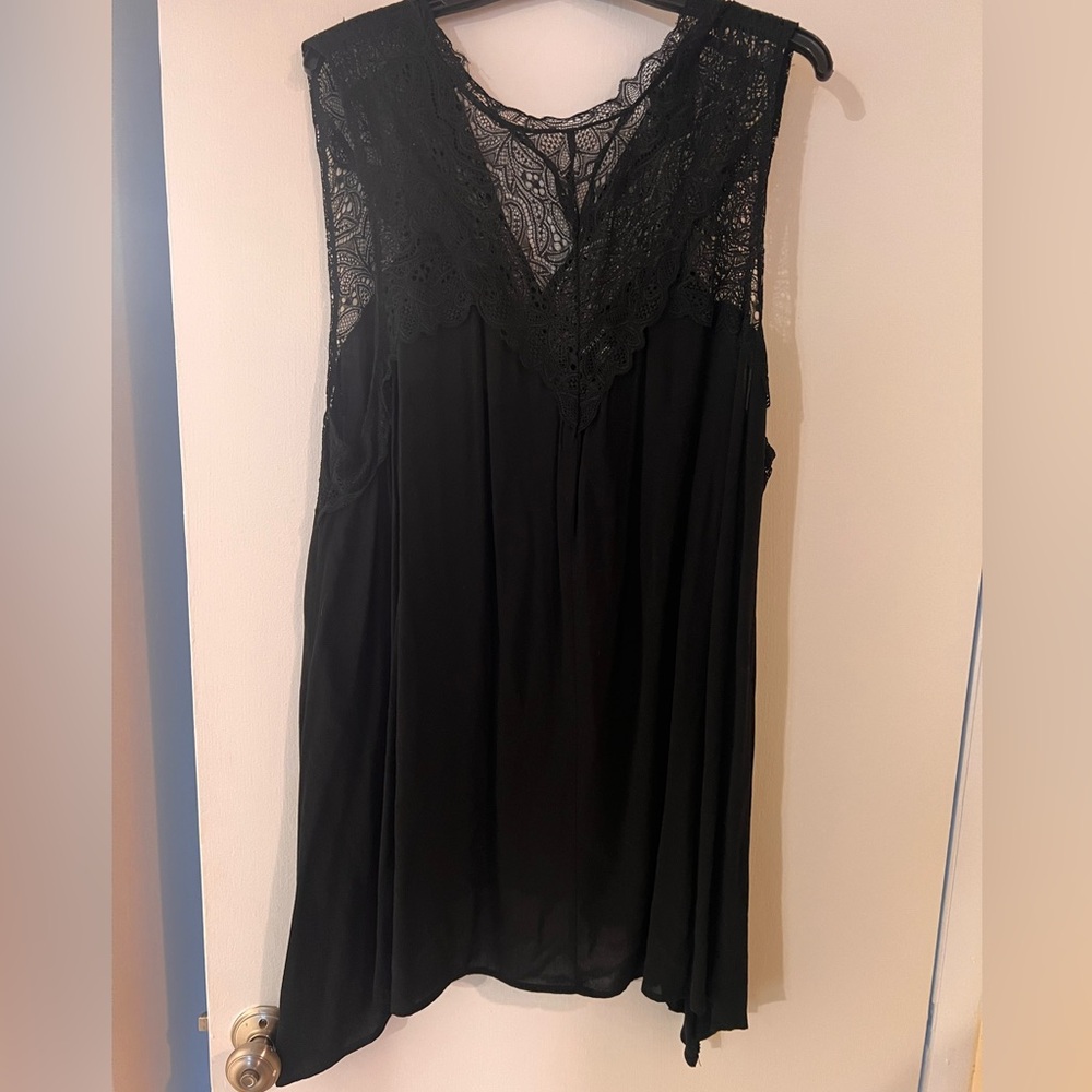 Torrid black lacy top